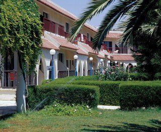 Allwin Roussos Beach Limassol Extérieur photo