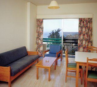 Allwin Roussos Beach Limassol Extérieur photo
